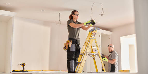 Best Affordable Emergency Electrician  in Casey, IL